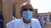 سفير موريتانيا فى اليونسكو  شيخنا ولد النني يشرف على قافلة طبية جراحية فى أدرار.mp4