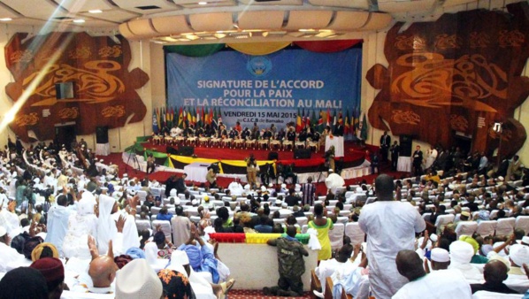Mali: semaine décisive dans la mise en œuvre de l'accord de paix Mali: semaine décisive dans la mise en œuvre de l'accord de paix