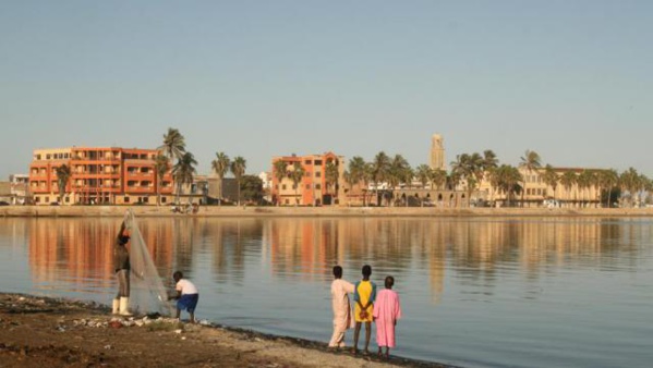 La ville de Saint-Louis bientôt engloutie sous l’océan? La ville de Saint-Louis bientôt engloutie sous l’océan?