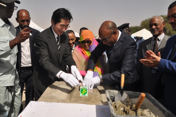 Pose de la première pierre du projet d'extension de l'école nationale de santé publique de Nouakchott