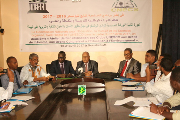 Sensibilisation sur les droits de l’Homme, la culture et l’éducation pour l’environnement Sensibilisation sur les droits de l’Homme, la culture et l’éducation pour l’environnement