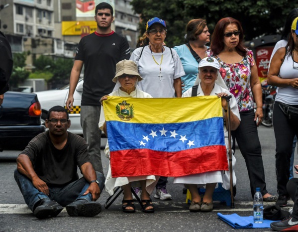 Au Venezuela, l'opposition toujours mobilisée malgré les morts Au Venezuela, l'opposition toujours mobilisée malgré les morts
