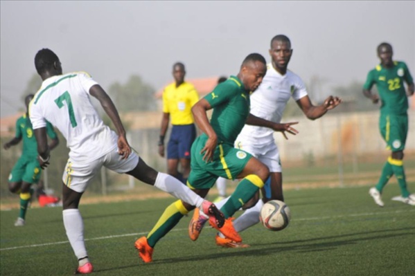 Préparation du CHAN 2018 : la Mauritanie effectue un stage d'une semaine à Dakar Préparation du CHAN 2018 : la Mauritanie effectue un stage d'une semaine à Dakar