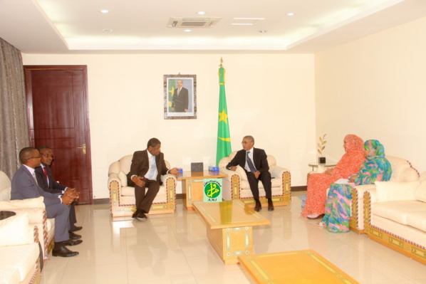 Le Premier Ministre reçoit le Président de la Communauté Economique des États d'Afrique de l’Ouest Le Premier Ministre reçoit le Président de la Communauté Economique des États d'Afrique de l’Ouest