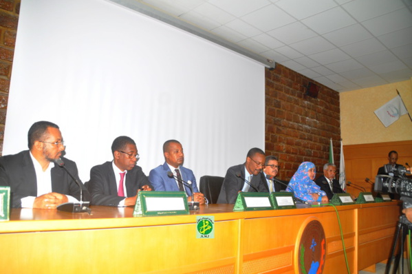 100 jeunes bénéficient d'une session de formation dans les bâtiments 100 jeunes bénéficient d'une session de formation dans les bâtiments