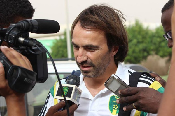 Aboubakar Kamara a rencontré Corentin Martins, le sélectionneur de la Mauritanie Aboubakar Kamara a rencontré Corentin Martins, le sélectionneur de la Mauritanie