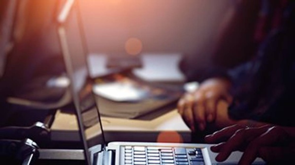 Washington prêt à interdire les ordinateurs sur tous les vols, une "menace réelle" Washington prêt à interdire les ordinateurs sur tous les vols, une "menace réelle"