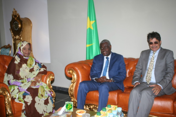 La ministre déléguée accueille le président de la commission de l’UA La ministre déléguée accueille le président de la commission de l’UA