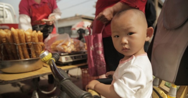 Explosion à l'entrée d'une maternelle en Chine : huit morts, des dizaines de blessés Explosion à l'entrée d'une maternelle en Chine : huit morts, des dizaines de blessés