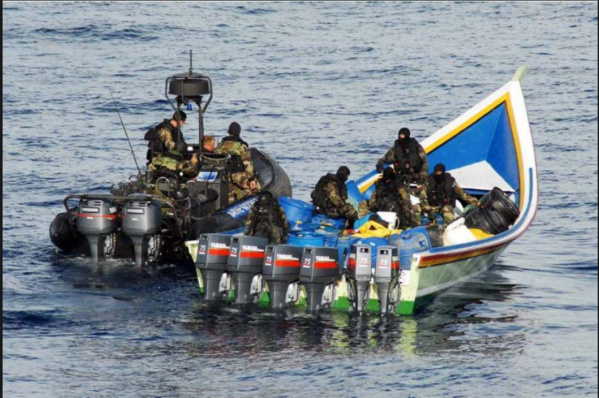 France: plus d'1,5 tonne de cocaïne saisie sur une plage France: plus d'1,5 tonne de cocaïne saisie sur une plage