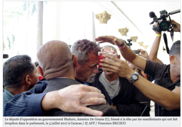 Venezuela: des pro-Maduro séquestrent les députés, 7 parlementaires blessés Venezuela: des pro-Maduro séquestrent les députés, 7 parlementaires blessés