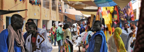 La direction de Total Mauritanie reçoit les représentants du personnel en grève La direction de Total Mauritanie reçoit les représentants du personnel en grève