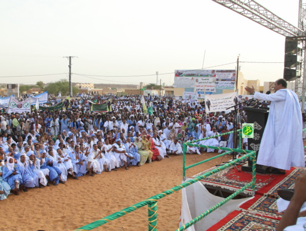 Le Chef de l’Etat à Aioun : les tentatives visant à affaiblir nos volontés de poursuivre le processus lancé en 2009 sont vaines Le Chef de l’Etat à Aioun : les tentatives visant à affaiblir nos volontés de poursuivre le processus lancé en 2009 sont vaines