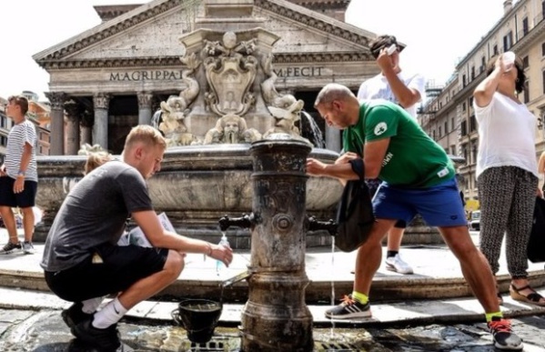 Sécheresse, transports, déchets... Rome fait eau de toute part Sécheresse, transports, déchets... Rome fait eau de toute part