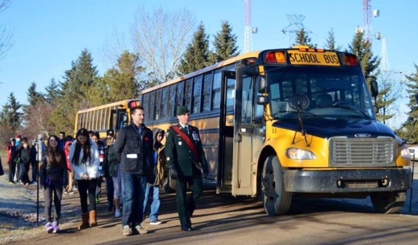 Démarrage de l'opération de transport des enseignants sortants vers les wilayas de l'intérieur