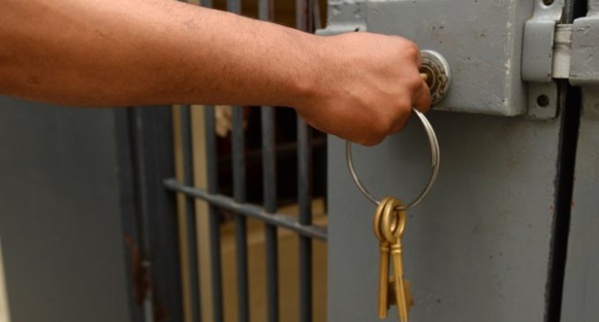 Report à demain de la comparution de Ould Ghadda devant le juge d'instruction Report à demain de la comparution de Ould Ghadda devant le juge d'instruction