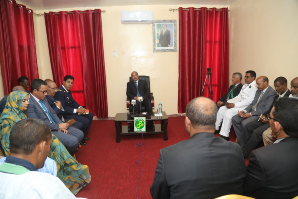 Le Président de la République se réunit avec les chefs de services régionaux et les acteurs sociaux de Toujounine Le Président de la République se réunit avec les chefs de services régionaux et les acteurs sociaux de Toujounine