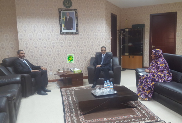 Le ministre des Affaires étrangères reçoit l’ambassadeur libyen