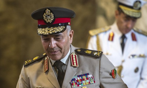 Le président égyptien remplace le chef d'état-major de l'armée Le président égyptien remplace le chef d'état-major de l'armée