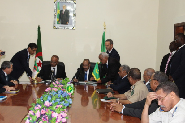 Signature d'un accord sur l'établissement d'un point de passage frontalier entre la Mauritanie et l'Algérie Signature d'un accord sur l'établissement d'un point de passage frontalier entre la Mauritanie et l'Algérie
