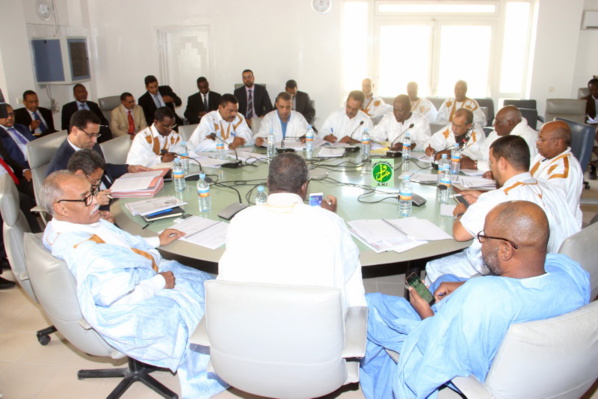 La commission financière de l’Assemblée nationale examine le projet de la loi des finances initiale pour l’année 2018 La commission financière de l’Assemblée nationale examine le projet de la loi des finances initiale pour l’année 2018
