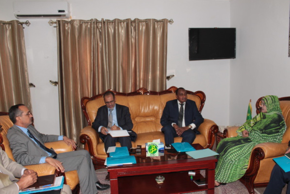 La ministre de l’Agriculture tient une réunion de travail avec le directeur général de l’Organisation arabe pour le développement agricole La ministre de l’Agriculture tient une réunion de travail avec le directeur général de l’Organisation arabe pour le développement agricole