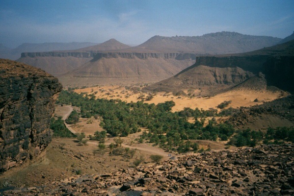 Caravane des jeunes au service du développement en Adrar Caravane des jeunes au service du développement en Adrar