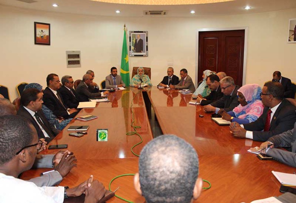 La ministre secrétaire générale du gouvernement tient une réunion avec les secrétaires généraux des ministères La ministre secrétaire générale du gouvernement tient une réunion avec les secrétaires généraux des ministères