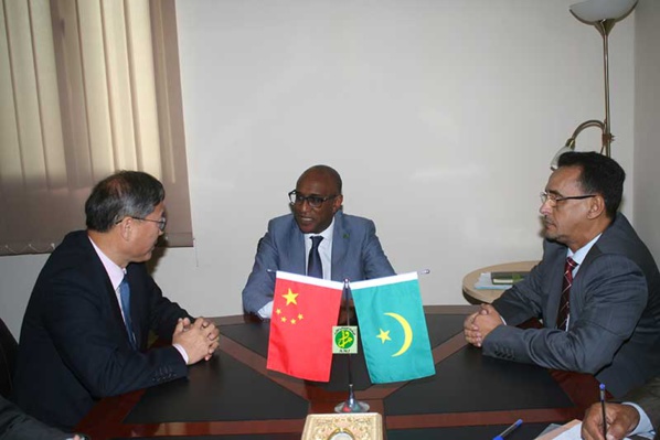 Le ministre de la santé reçoit en audience l’ambassadeur de Chine Le ministre de la santé reçoit en audience l’ambassadeur de Chine