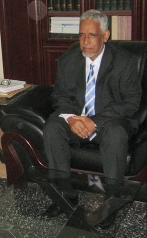 Le départ du ministre de la justice est-il un limogeage ou une démission Le départ du ministre de la justice est-il un limogeage ou une démission