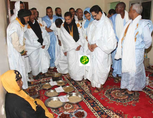 Le ministre de la Culture préside l’avant dernière soirée du festival à Tichit Le ministre de la Culture préside l’avant dernière soirée du festival à Tichit