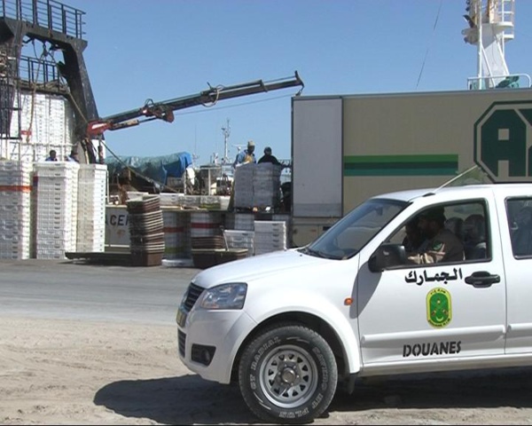 Douaniers et militaires : une vieille querelle d'autorité en république... Douaniers et militaires : une vieille querelle d'autorité en république...