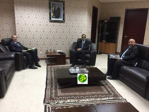 Le ministre des affaires étrangères et de la coopération reçoit l'ambassadeur de Turquie Le ministre des affaires étrangères et de la coopération reçoit l'ambassadeur de Turquie