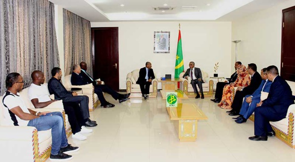 Le premier ministre reçoit le président de la Confédération Africaine de Football