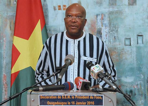 Le Président de la République félicite le Président burkinabé Le Président de la République félicite le Président burkinabé