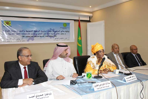 Lancement de sessions de formation sur les méthodes et techniques de négociation et de l'action arabe
