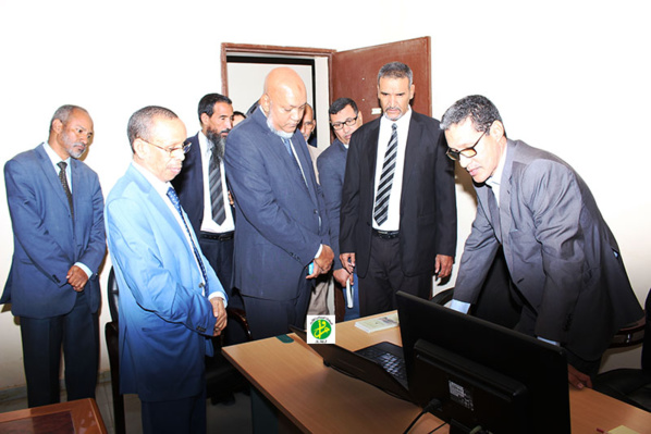 Le ministre de l'emploi et de la formation professionnelle visite des établissements de formation professionnelle Le ministre de l'emploi et de la formation professionnelle visite des établissements de formation professionnelle