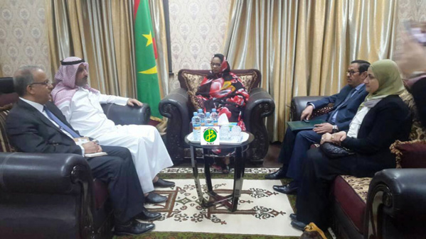 La ministre déléguée reçoit le directeur général de l’Organisation Arabe du travail La ministre déléguée reçoit le directeur général de l’Organisation Arabe du travail