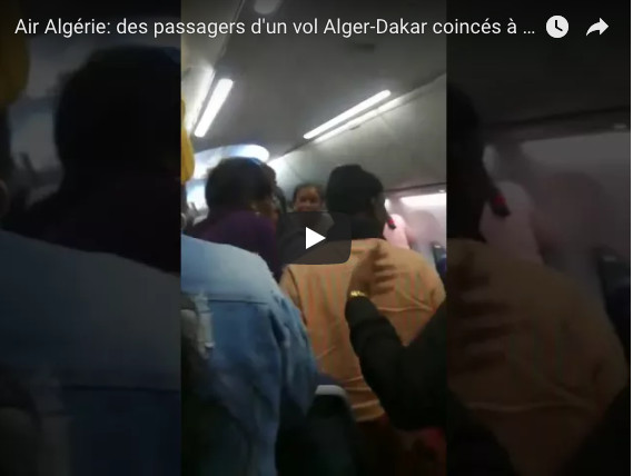 Air Algérie: des passagers d'un vol Alger-Dakar coincés à Nouakchott depuis 48H Air Algérie: des passagers d'un vol Alger-Dakar coincés à Nouakchott depuis 48H