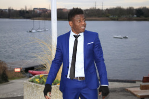 Les artistes Soninké montent au créneau pour dénoncer la féodalité dans le milieu Soninkara. Les artistes Soninké montent au créneau pour dénoncer la féodalité dans le milieu Soninkara.