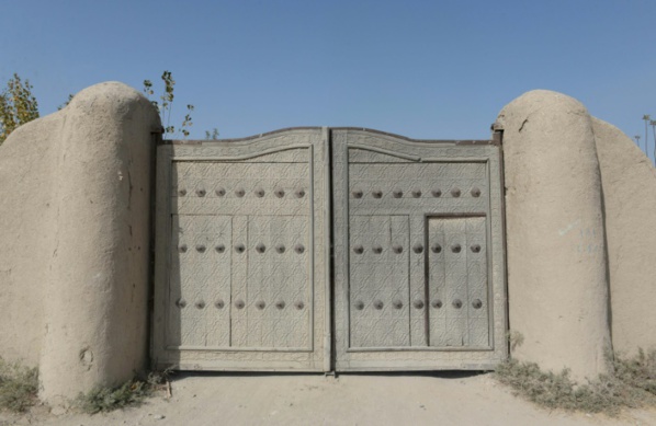 Dans le nord de l'Afghanistan, les mystères de la mosquée des Neuf Dômes