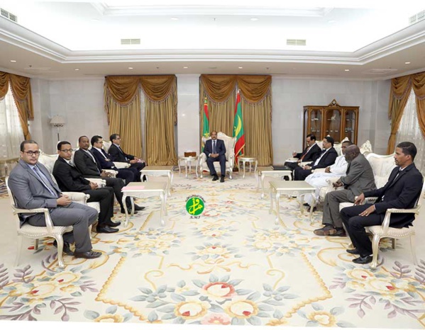 Le président de la République reçoit en audience des présidents et membres de syndicats de la Santé Le président de la République reçoit en audience des présidents et membres de syndicats de la Santé