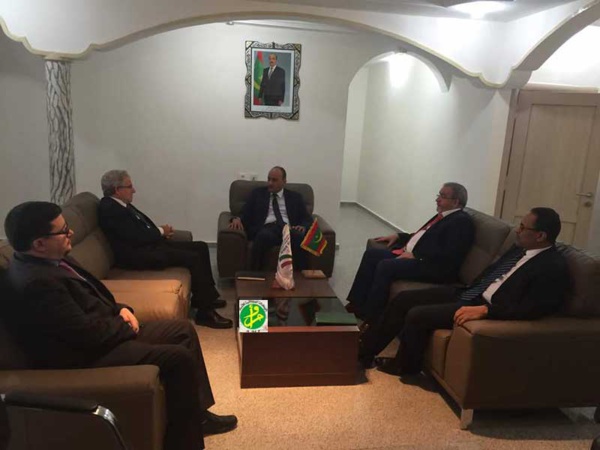 Le président de l’Autorité de la Zone Franche de Nouadhibou rencontre l’ambassadeur espagnol Le président de l’Autorité de la Zone Franche de Nouadhibou rencontre l’ambassadeur espagnol