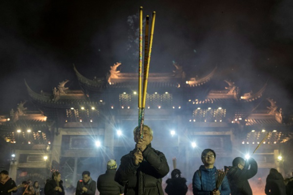 A Pékin, la Chine entre dans l'année du Chien sans pétards ni fracas