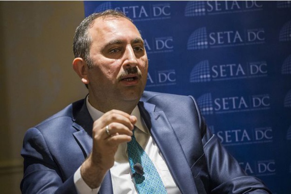 La Turquie envisage la castration chimique pour les pédophiles La Turquie envisage la castration chimique pour les pédophiles