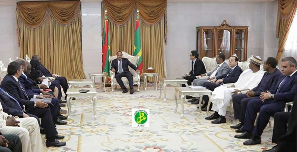 Walid Loukil reçu par le président mauritanien Ould Abdel Aziz Walid Loukil reçu par le président mauritanien Ould Abdel Aziz