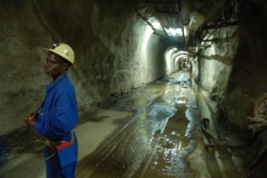 Glencore rejette toute accusation d'"esclavage" en RDC Glencore rejette toute accusation d'"esclavage" en RDC