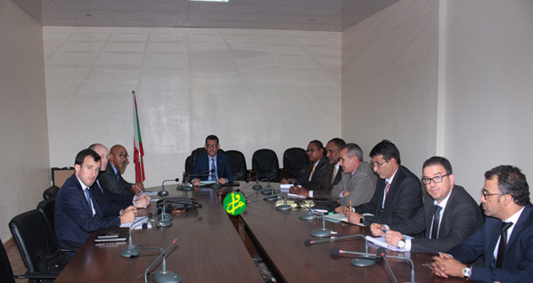 Le ministre de l’hydraulique reçoit le directeur de l’Agence Française de Développement Le ministre de l’hydraulique reçoit le directeur de l’Agence Française de Développement