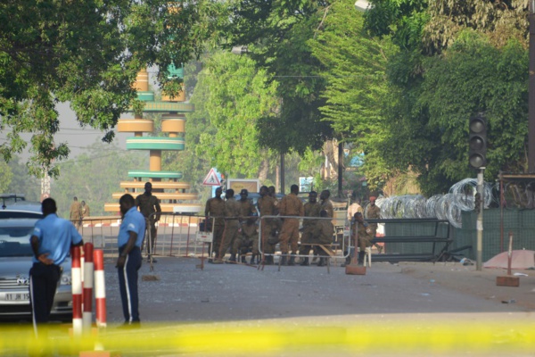 Attaques au Burkina: le Premier ministre décrit des "scènes apocalyptiques"