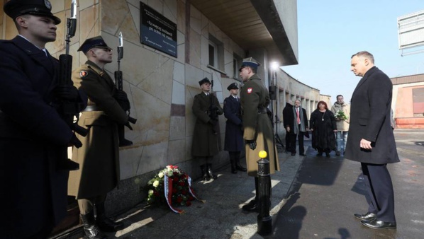 Pologne: le président demande pardon aux Juifs chassés en 1968 Pologne: le président demande pardon aux Juifs chassés en 1968